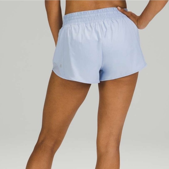 Lululemon Hotty Hot Shorts Pastel Blue Purple Low Rise Linen size 6 - Picture 4 of 11